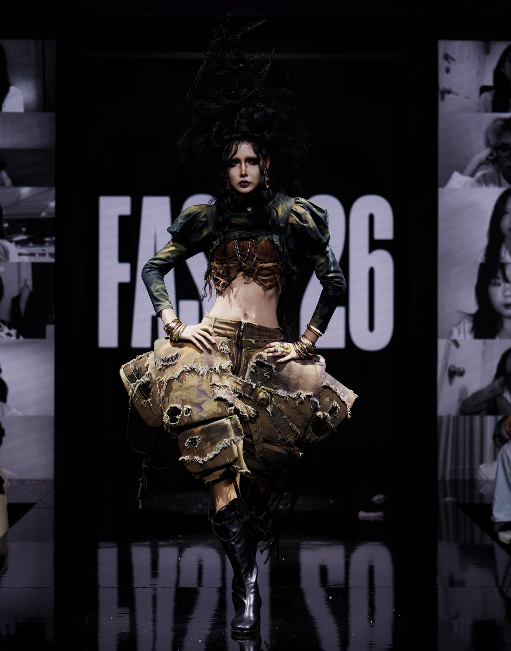 Look 2